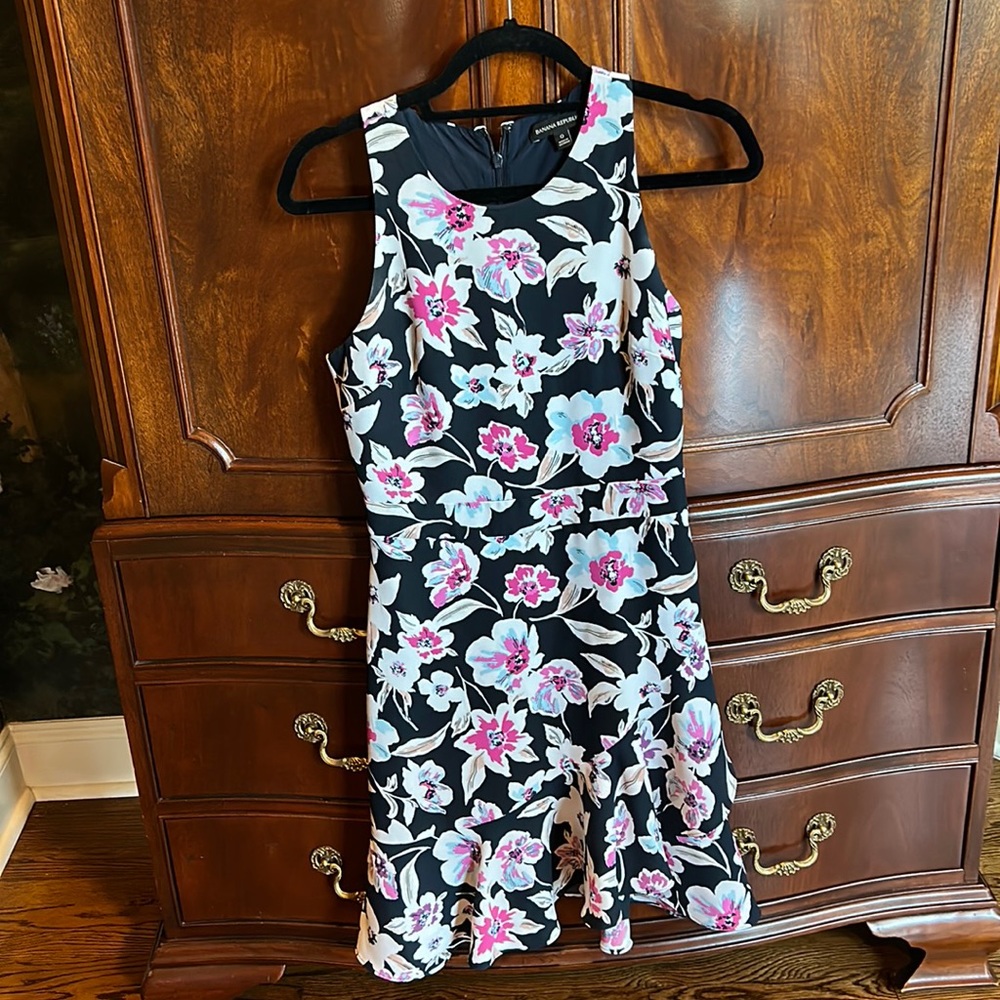 Banana Republic Dress Midi